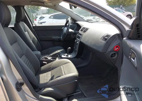 2007 Volvo S40 2.4I z USA, uszkodzony, nr VIN YV1MS382X72288590